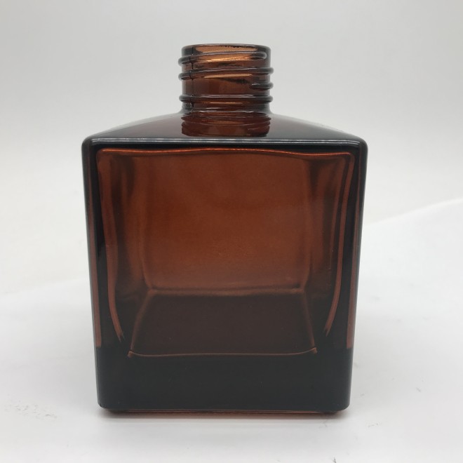 Hotsale 200ml Glass Square Diffuser Bottle 28/410