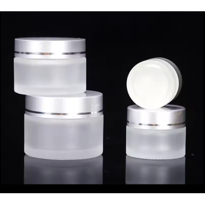 التعبئة مستحضرات التجميل 5g 10g 15g 30g 50g 100g ماتي أسود واضح زجاج الكهرباء كريم جرة مع الذهب الأسود شرائح الألومنيوم كاب في المخزون