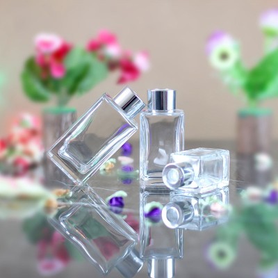 الجملة 50ml80200 خيوط فم طويل مربع زجاجة ناشر الرائحة بدون حريق ، زهرة جافة لغرفة النوم