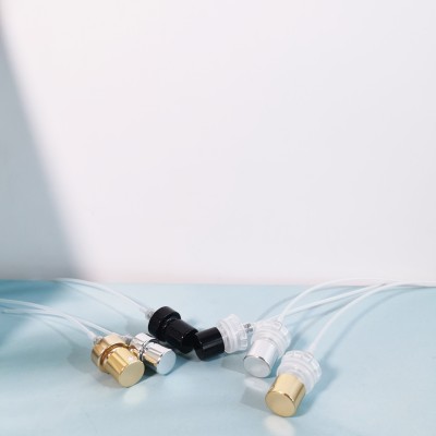 اكسسوارات العطور الفاخرة مستديرة مربع زجاج عطر رشاشة مع الذهب الفضة اللون الأسود
